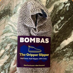 Bombas "The Gripper Slipper" XL (Size 13-15) (NWT)